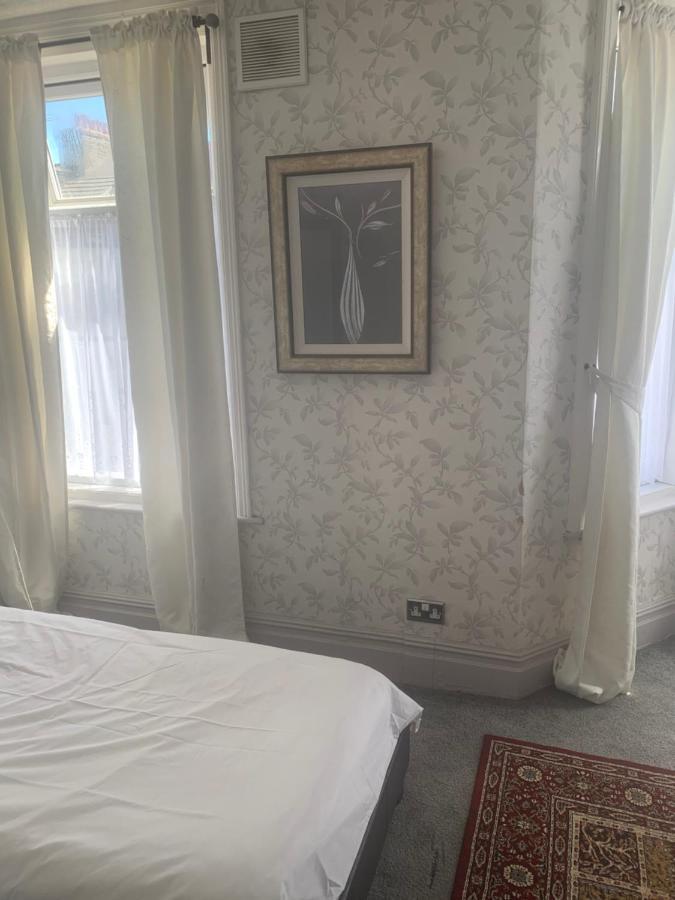 Macleods Hotel Блекпул Екстериор снимка